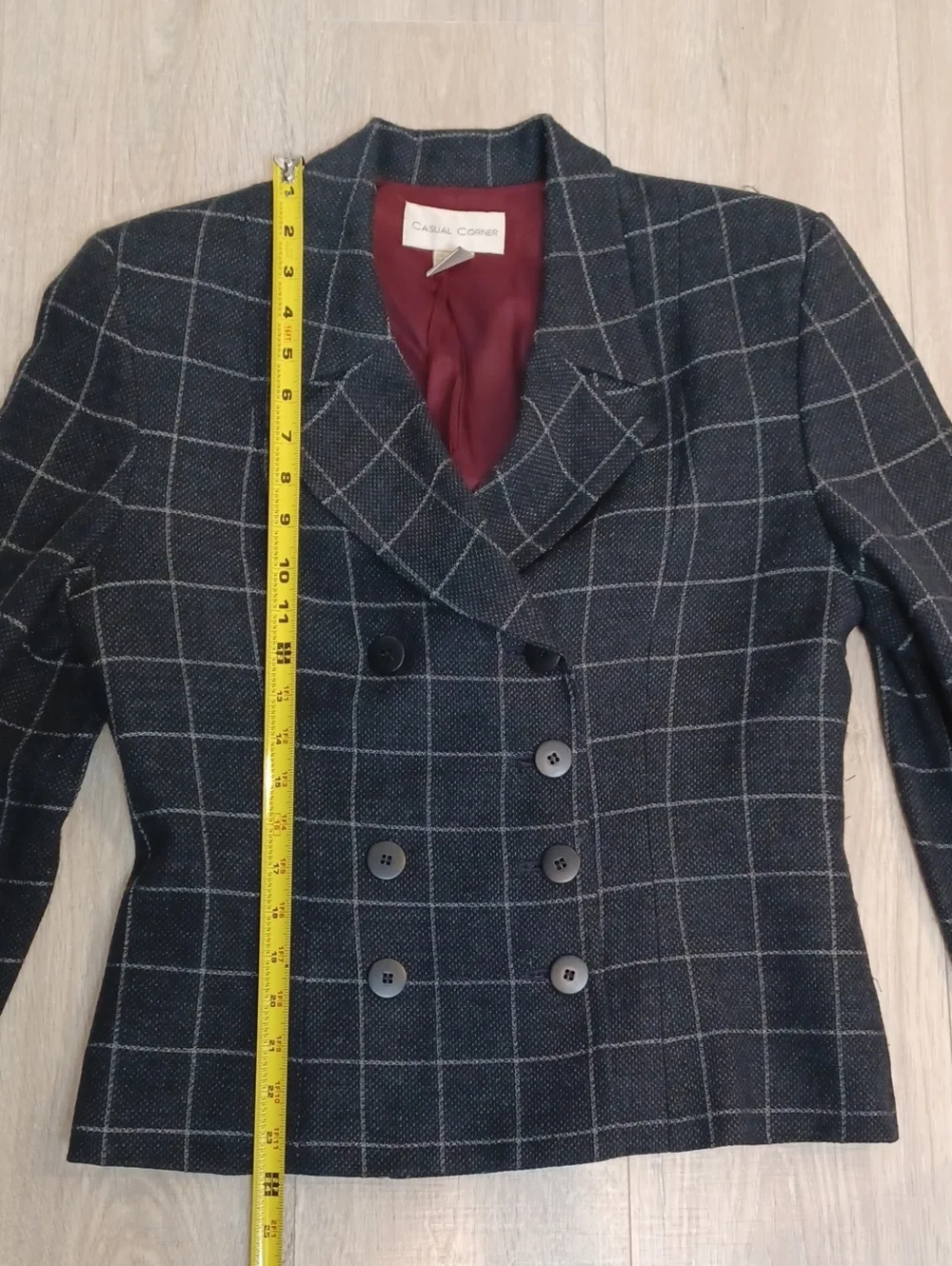Size 10 CASUAL CORNER double breasted plaid skirt suit. Business Office Vintage